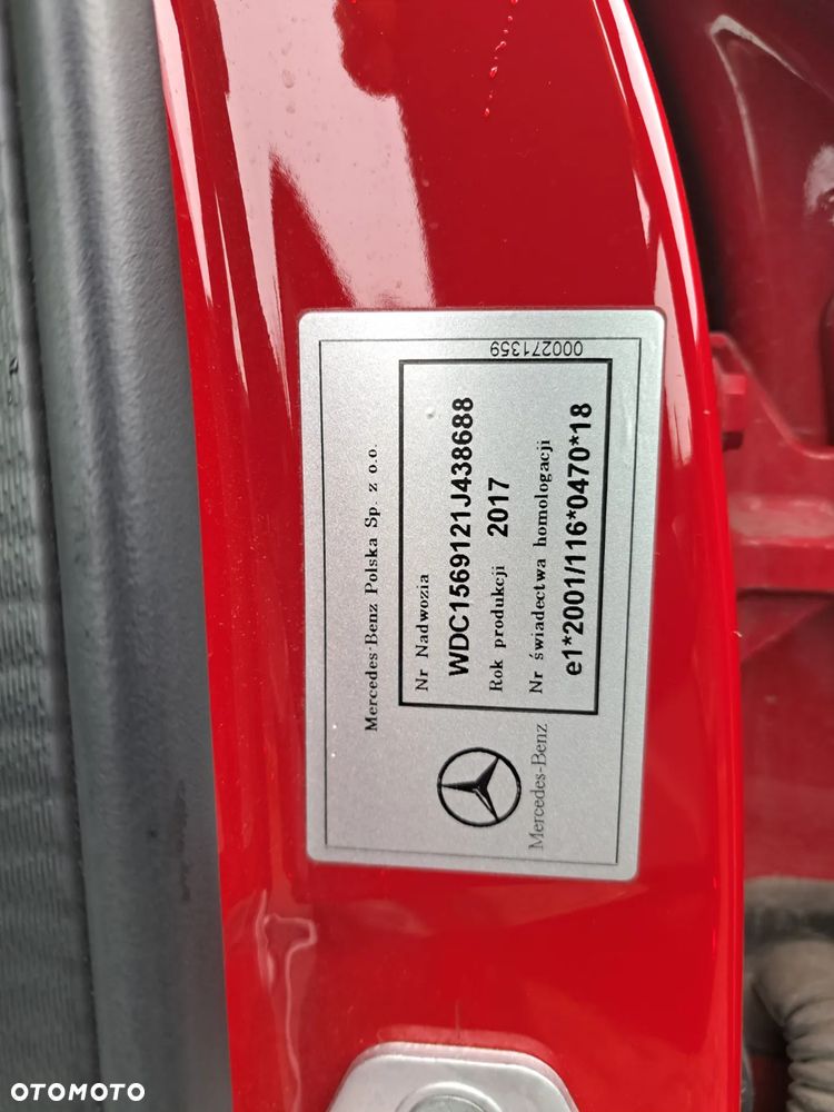 Mercedes-Benz GLA 180 d 7G-DCT Urban - 10