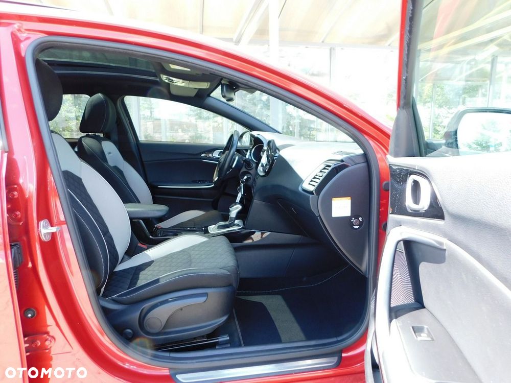 Kia ProCeed 1.5 T-GDI GT Line DCT - 9