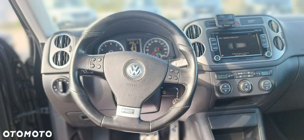 Volkswagen Tiguan - 10
