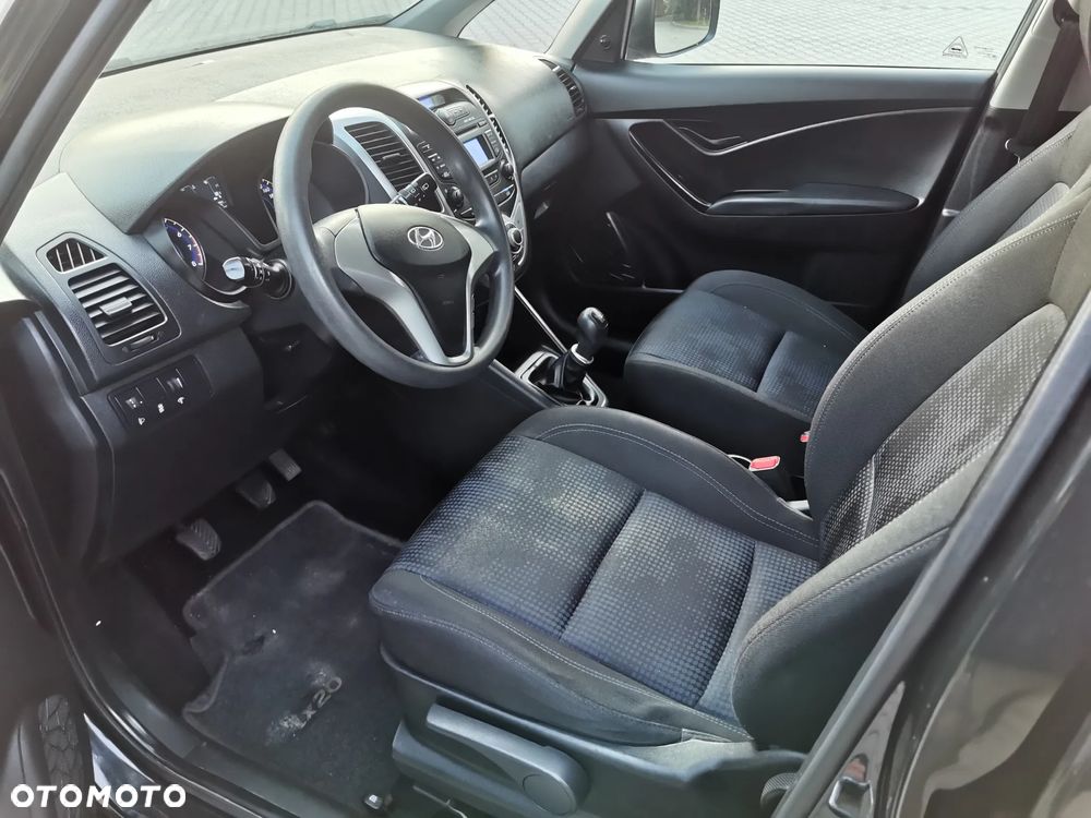 Hyundai ix20 1.4 blue Passion - 11