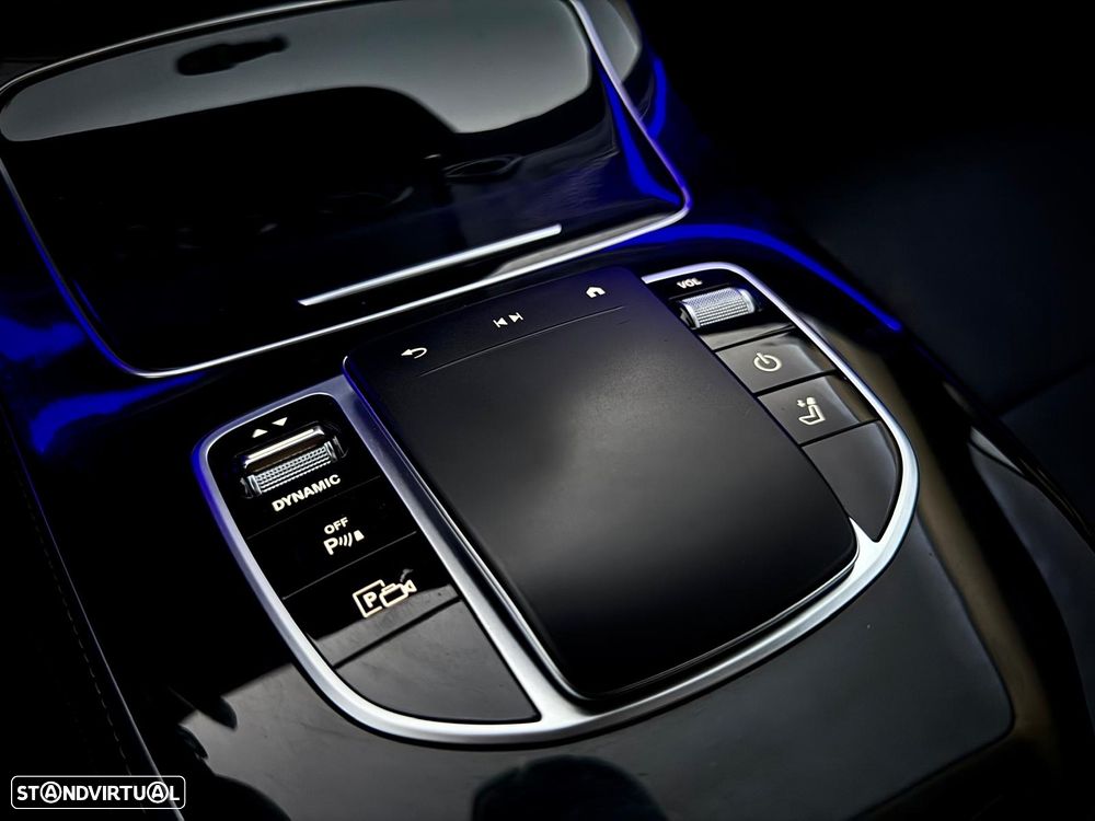 Mercedes-Benz E 300 - 22