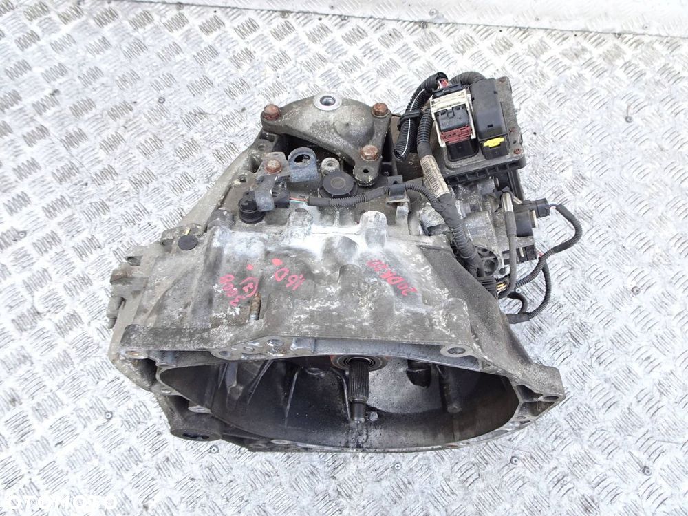 skrzynia kpl. półautomat peugeot 3008 5008 1.6 e-hdi 20dr20 - 2