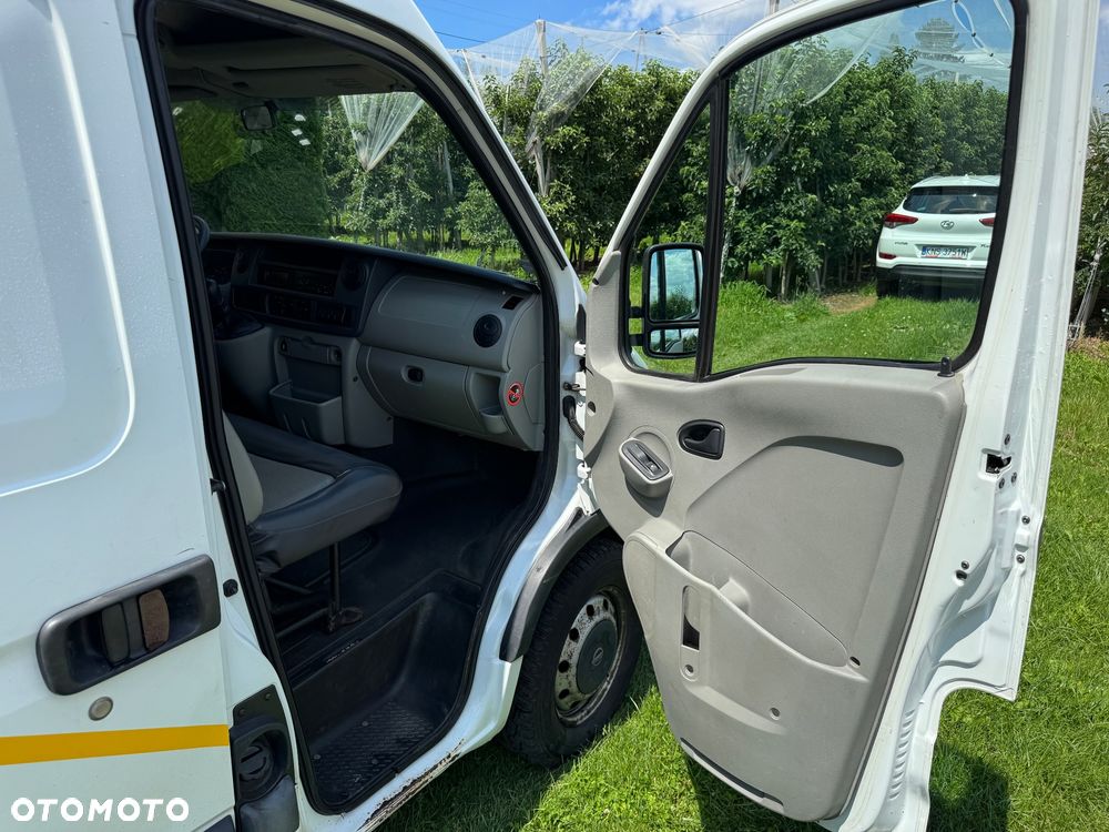 Nissan Interstar - 19