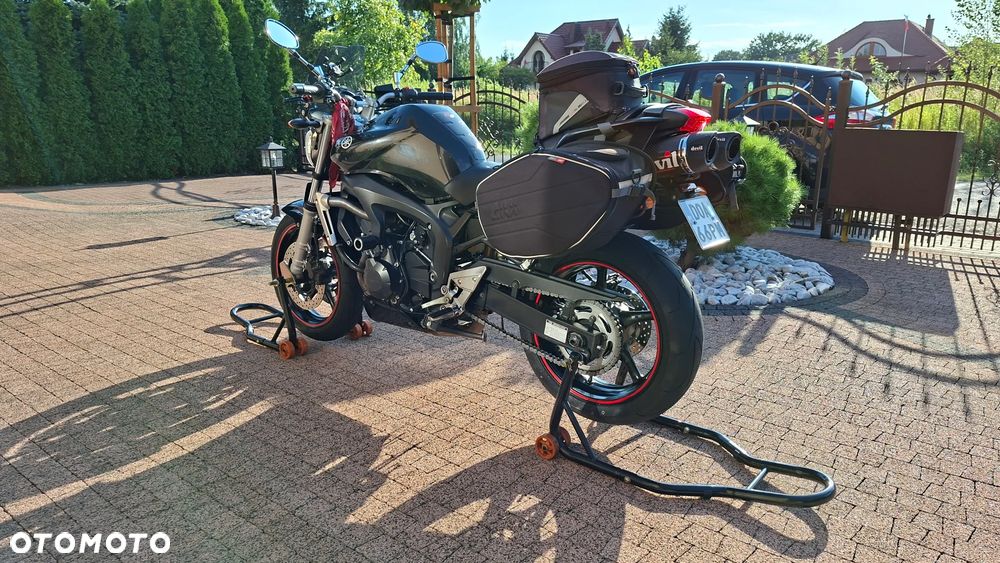 Yamaha FZ6 - 5