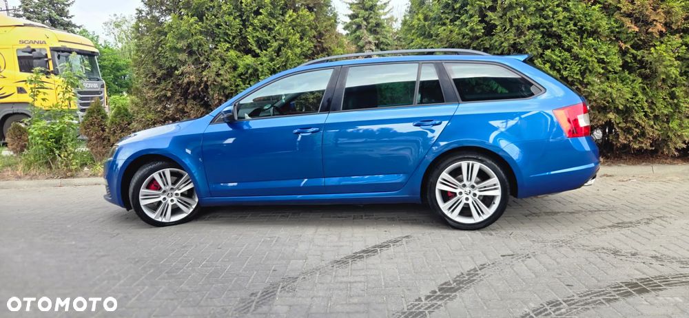 Skoda Octavia 2.0 TDI DSG RS - 19