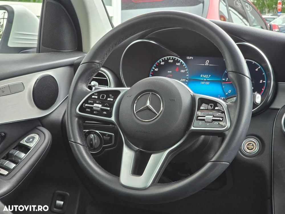 Mercedes-Benz GLC - 24