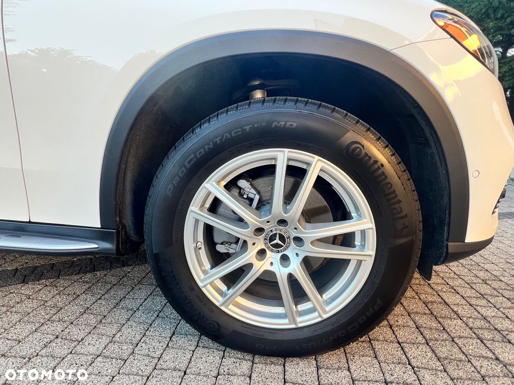 Mercedes-Benz GLC 300 4Matic 9G-TRONIC Avantgarde Advanced - 18