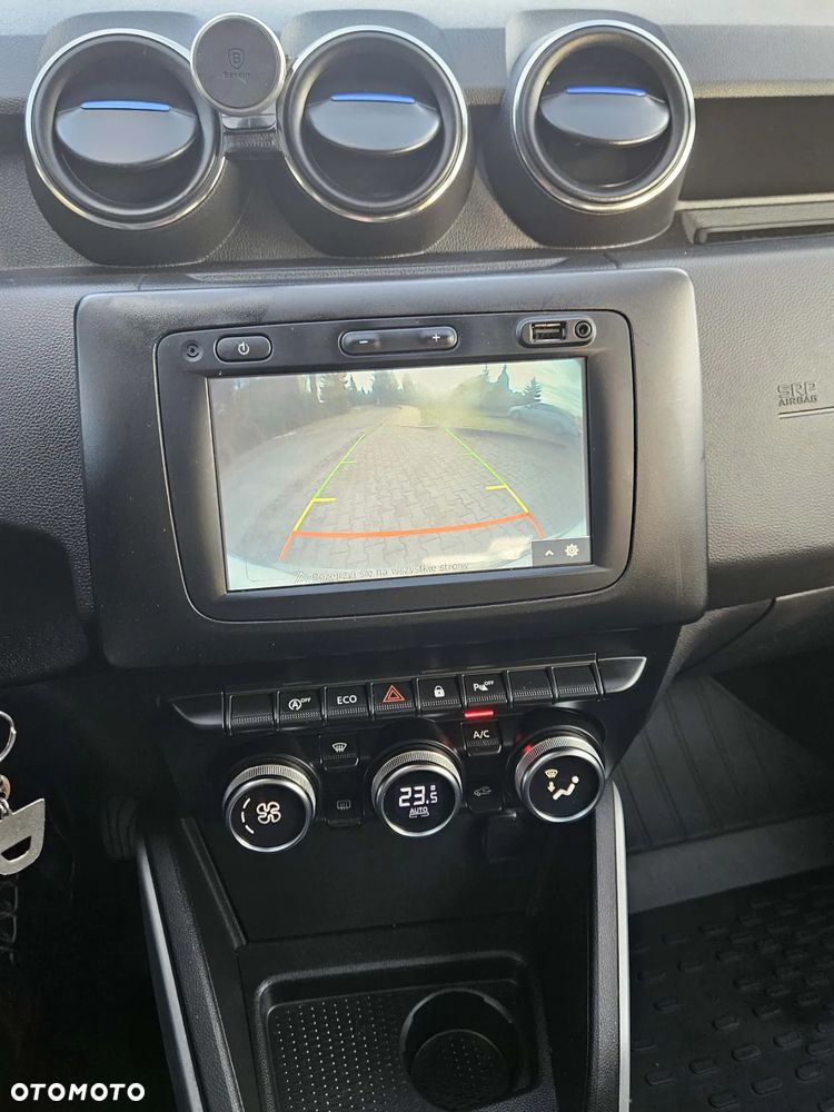 Dacia Duster 1.0 TCe SL Celebration - 12