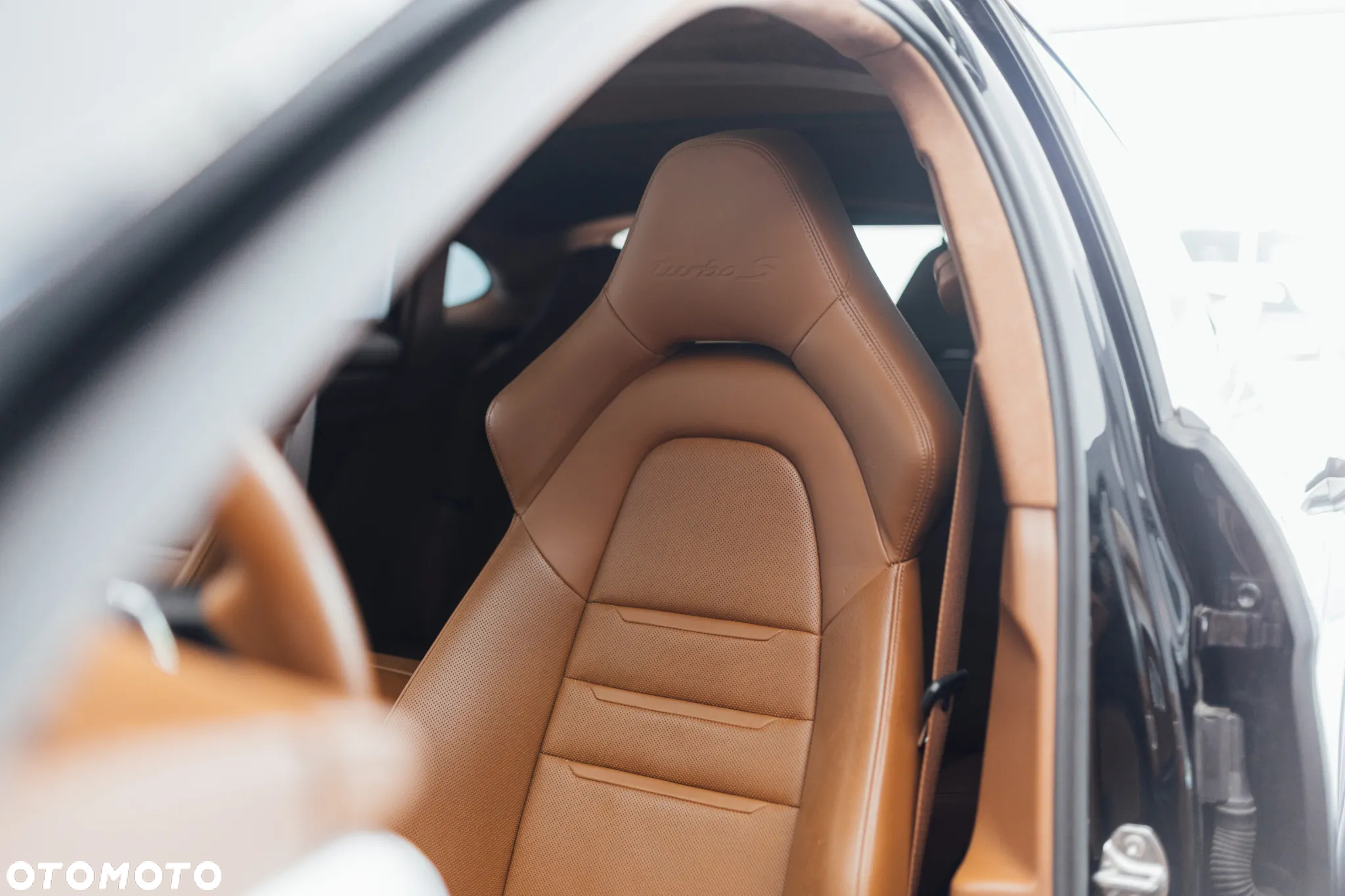 Porsche Panamera Turbo S - 28