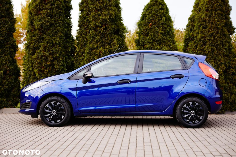 Ford Fiesta 1.25 Ambiente - 2