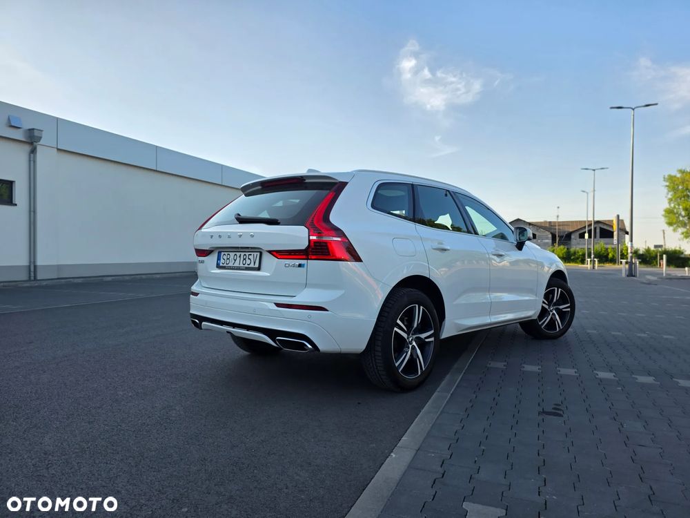 Volvo XC 60 D4 AWD R-Design - 5