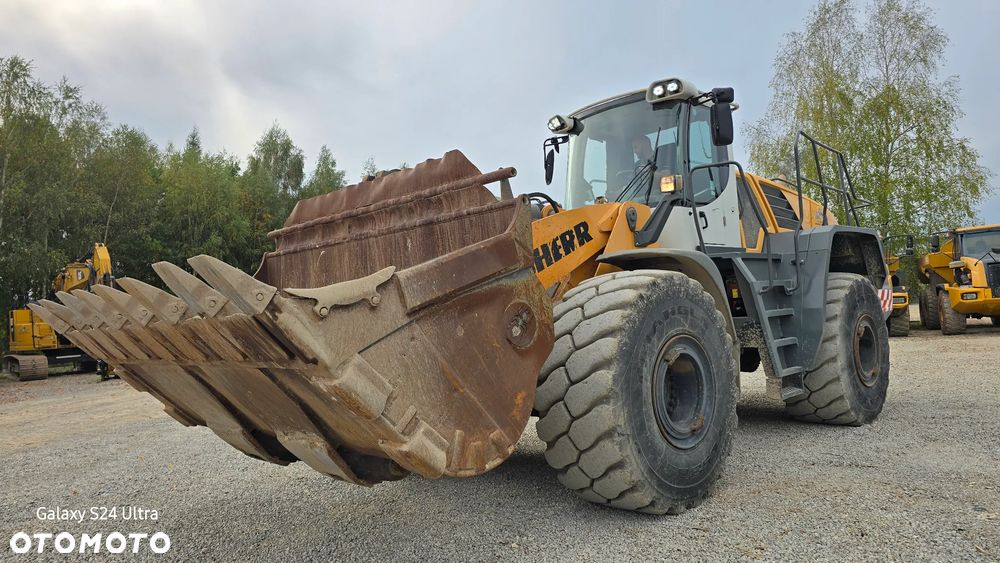 Liebherr 586 - 1
