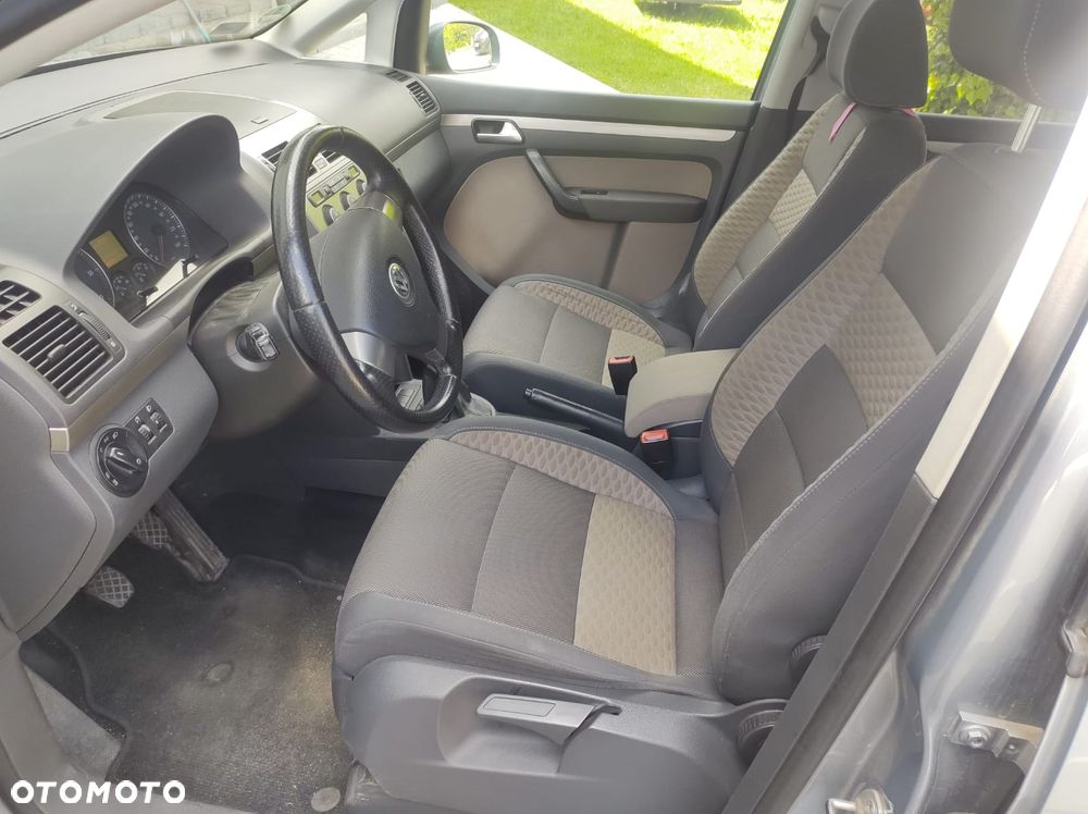 Volkswagen Touran 1.9 TDI DPF Cross - 3