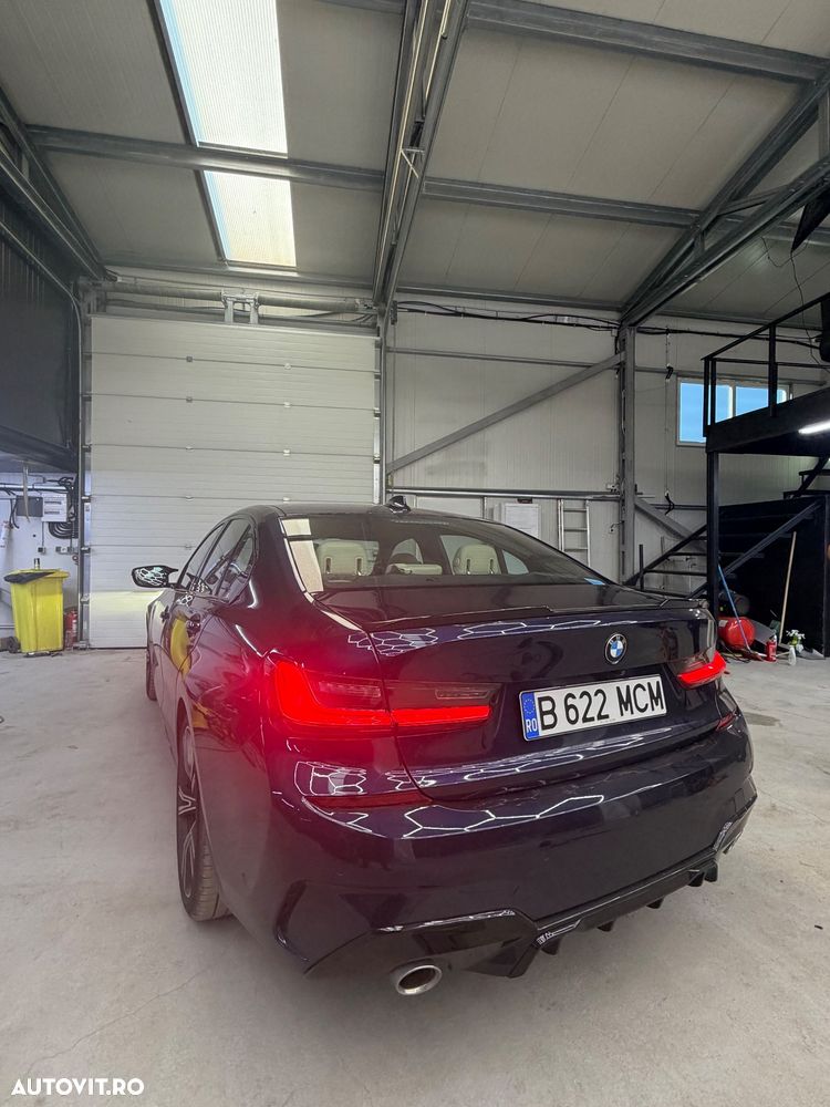 BMW Seria 3 318i Aut. M Sport - 3