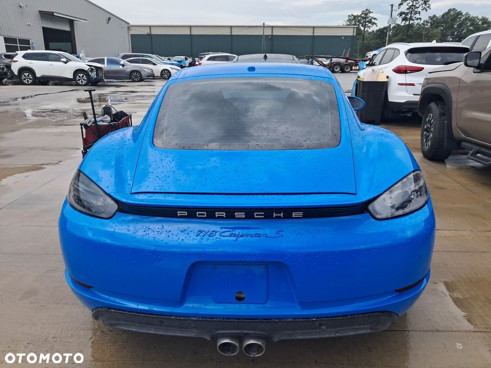 Porsche Cayman - 2
