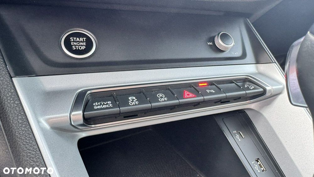 Audi Q3 - 32