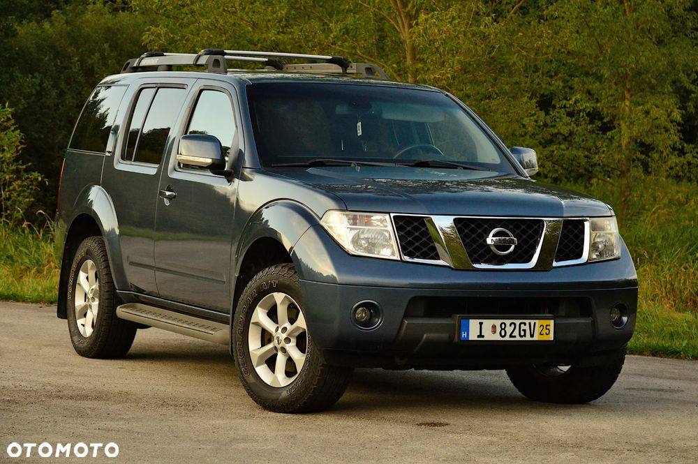 Nissan Pathfinder 2.5 dCi Comfort - 1
