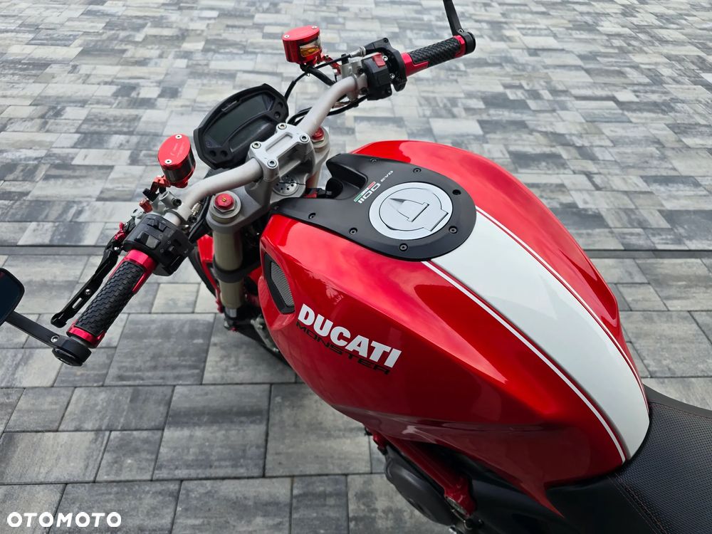 Ducati Monster - 16