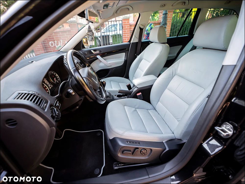 Skoda Octavia 2.0 TDI DPF Laurin & Klement - 17