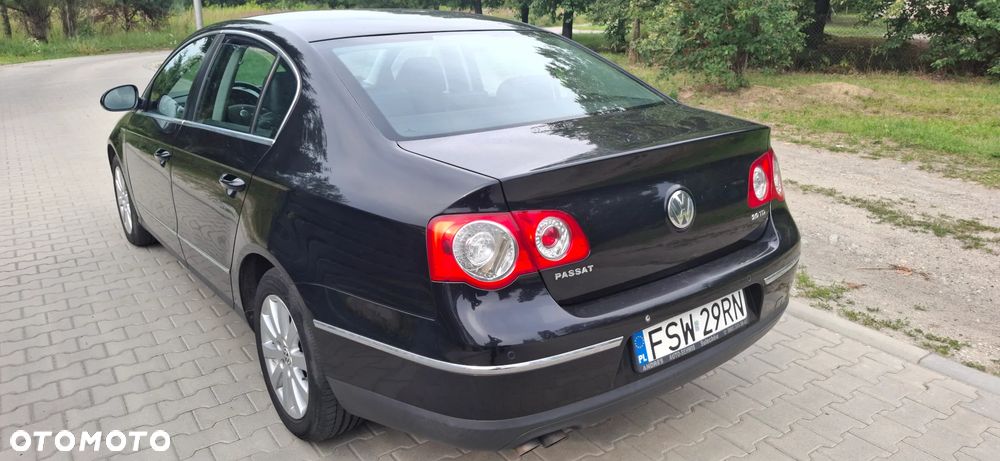 Volkswagen Passat 2.0 TDI Comfortline - 4