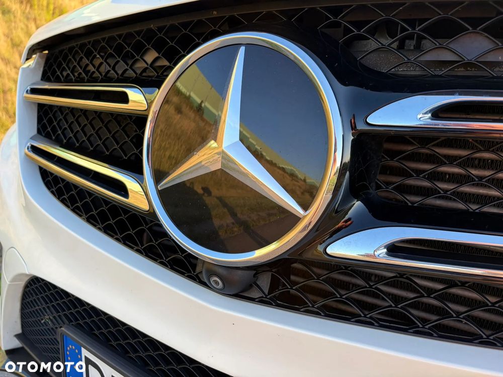 Mercedes-Benz GLE 350 d 4Matic 9G-TRONIC AMG Line - 29