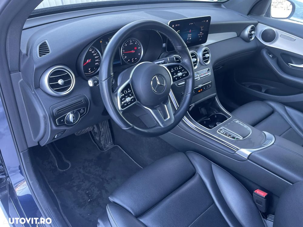 Mercedes-Benz GLC - 11