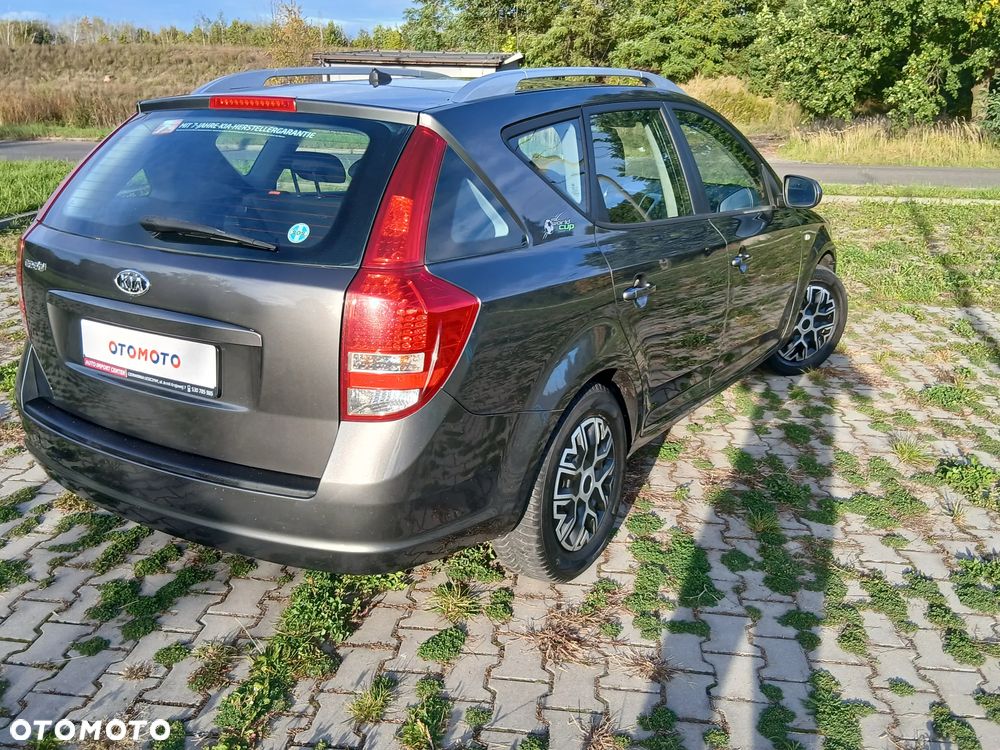 Kia Ceed 1.6 CVVT Vision - 22