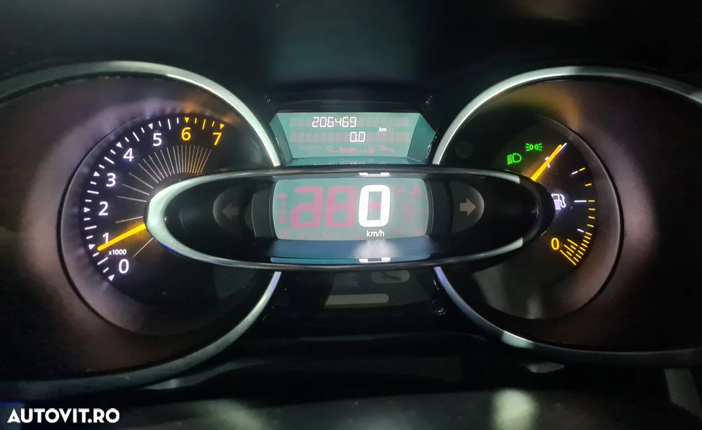 Renault Clio 1.2 16V Expression - 22