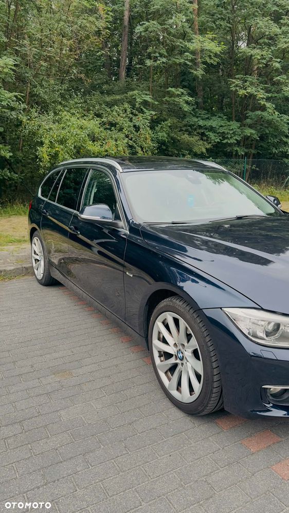 BMW Seria 3 330d xDrive Edition Luxury Line Purity - 3