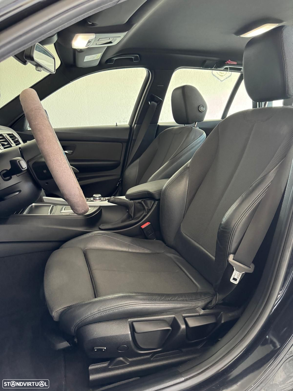 BMW 320 d Touring Aut. Efficient Dynamics Edition - 10