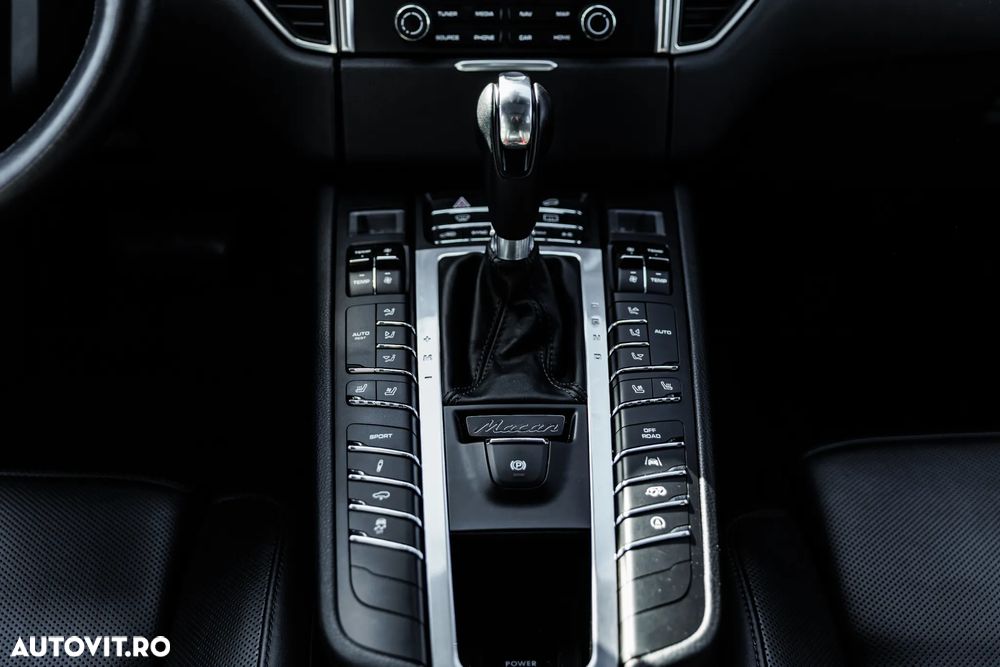 Porsche Macan - 20