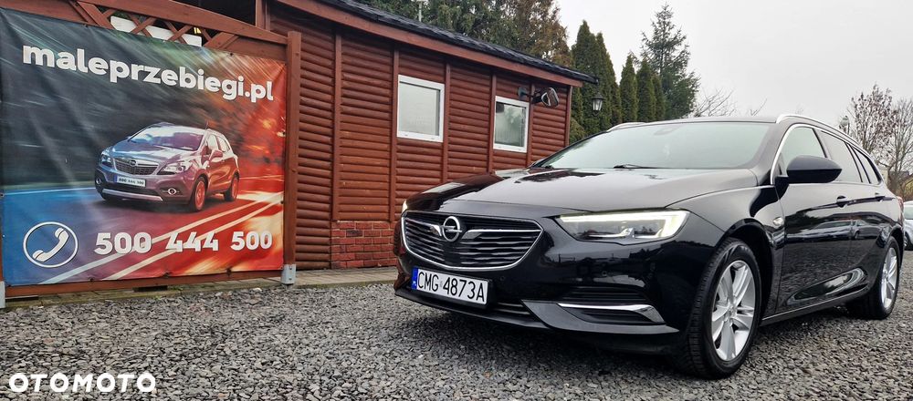 Opel Insignia - 1