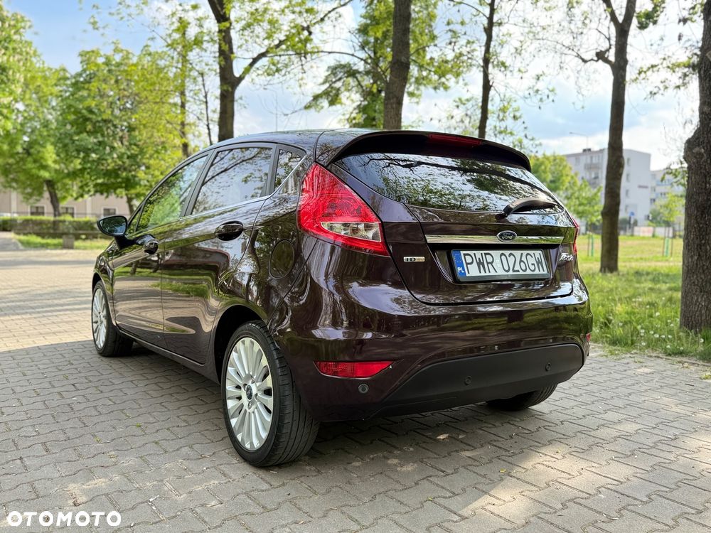Ford Fiesta - 12