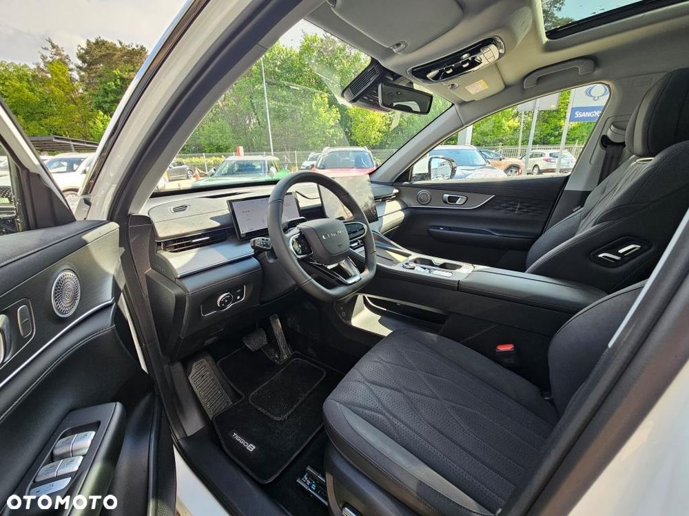 Chery Tiggo 8 1.5 T-GDI Super Hybrid Prestige DCT - 9