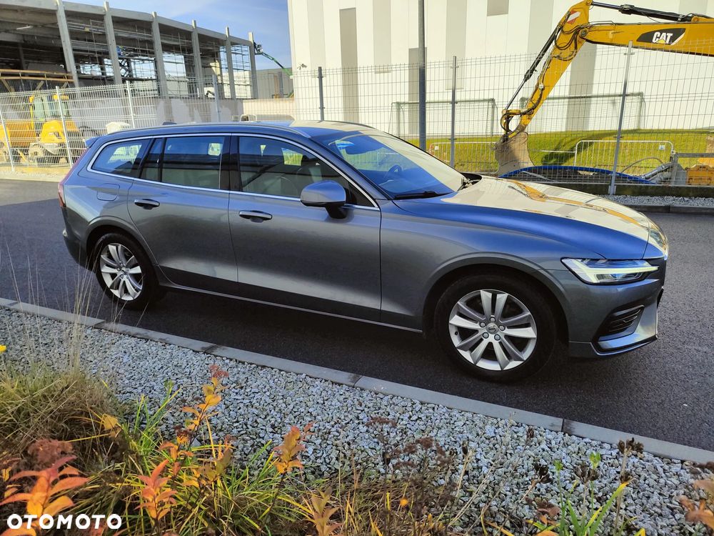Volvo V60 D3 Momentum Pro - 3