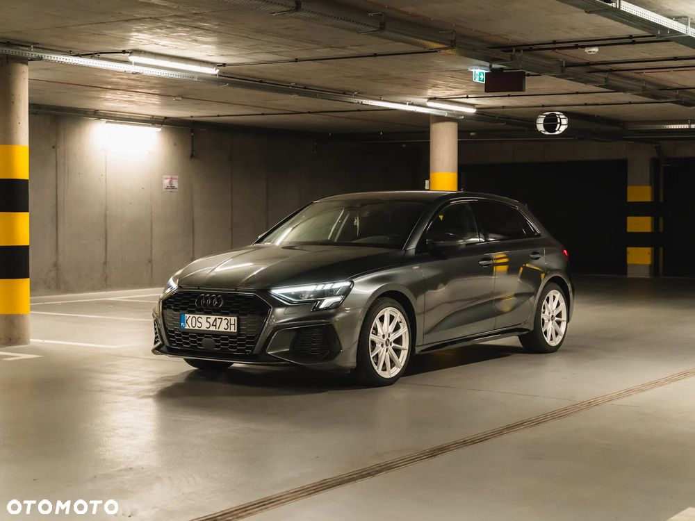 Audi A3 Sportback 35 TFSI mHEV S Line S tronic - 1