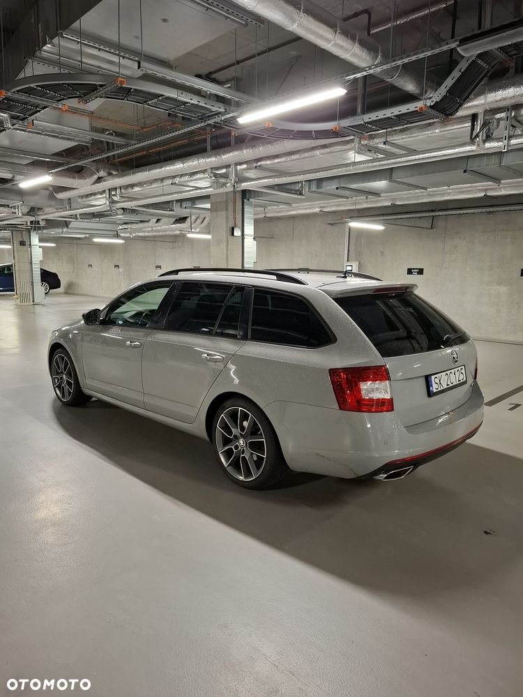 Skoda Octavia 2.0 TSI RS DSG - 3
