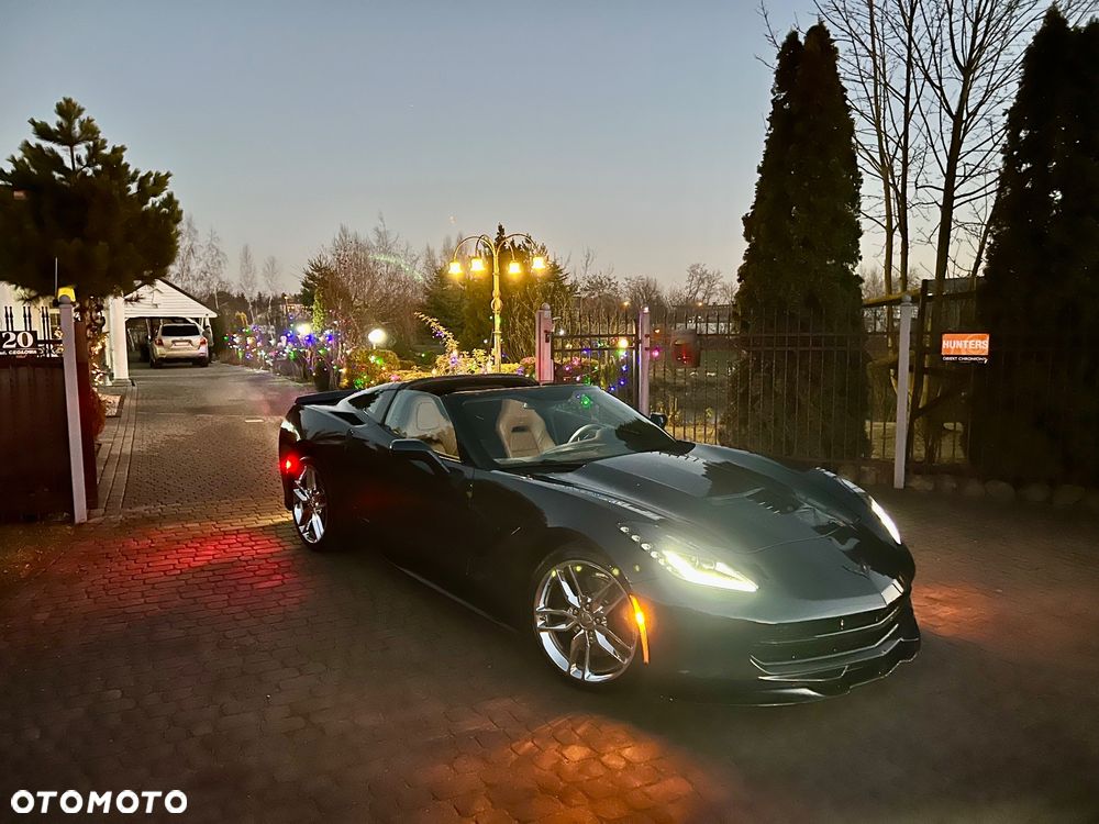 Chevrolet Corvette - 36