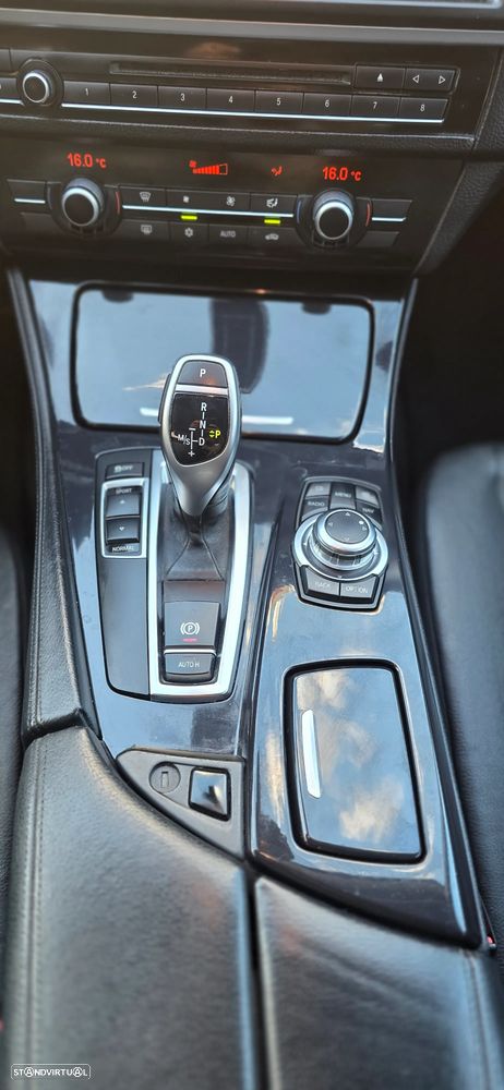 BMW 520 d Pack M Auto - 11