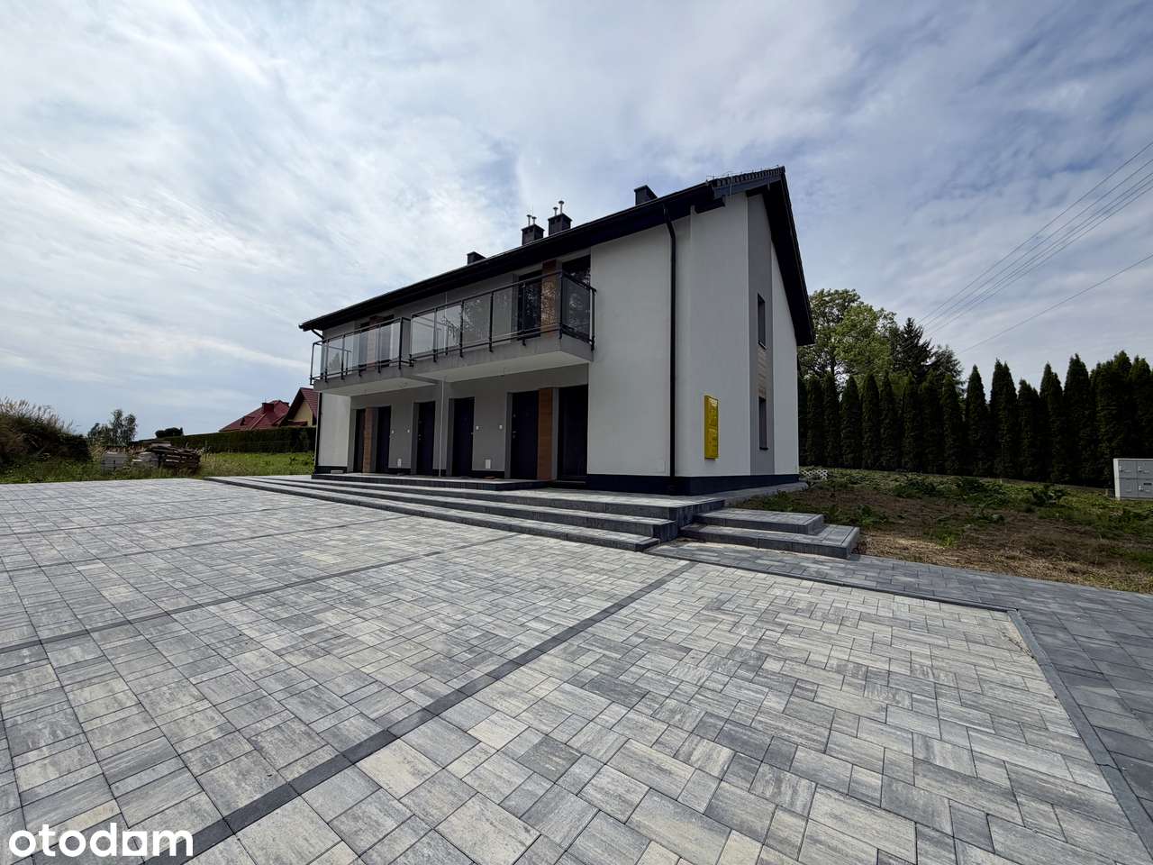 3-pokojowe mieszkania na sprzedaż – duży ogród