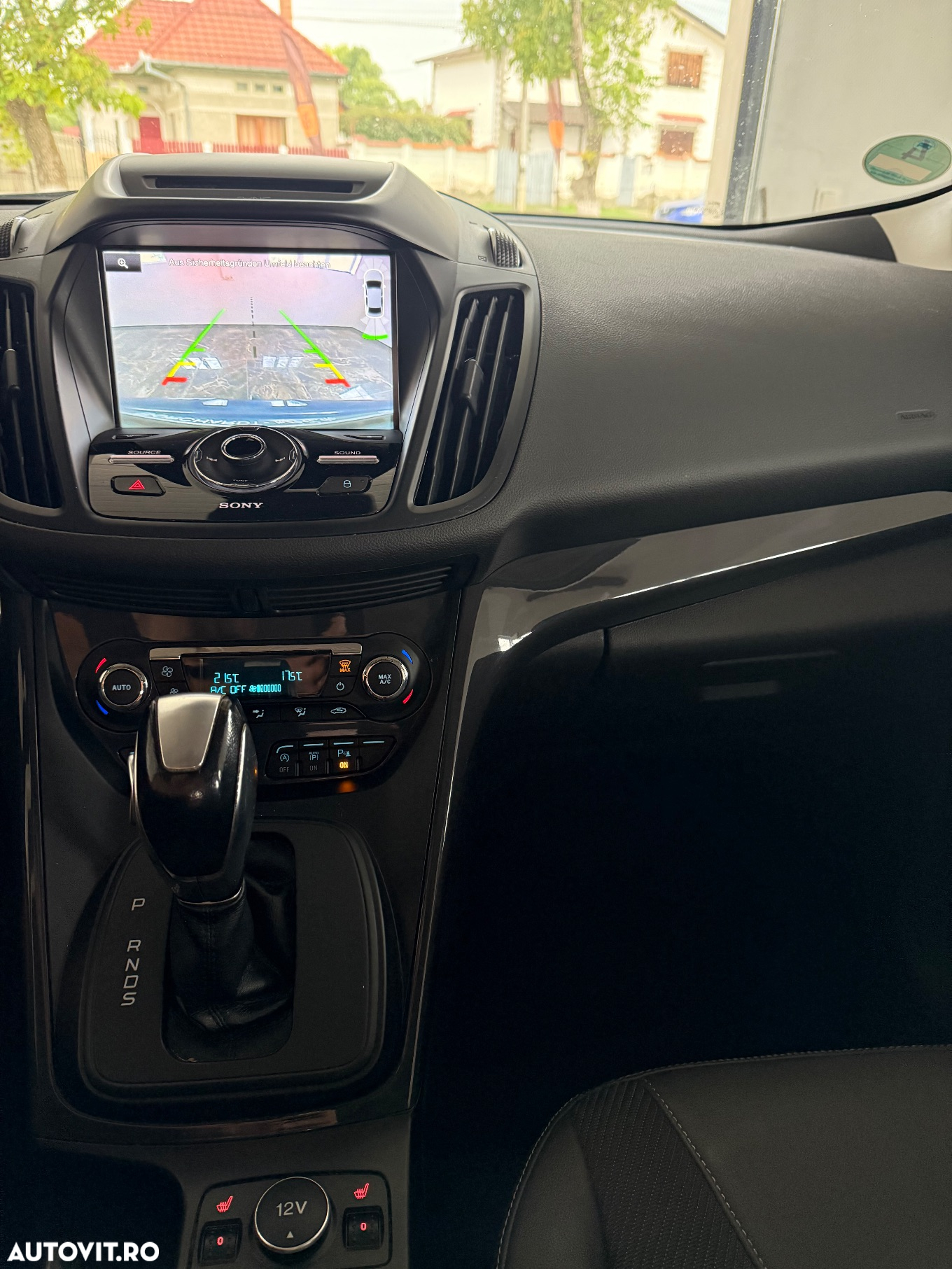 Ford Kuga 2.0 TDCi 4WD Powershift Titanium - 9