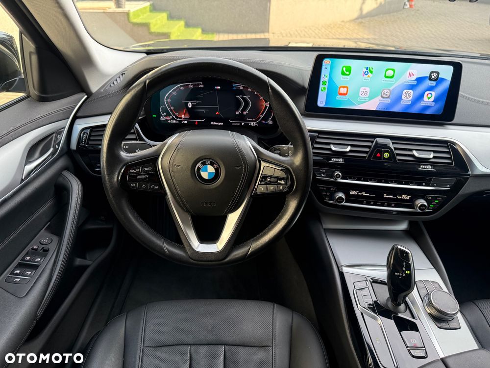 BMW Seria 5 520d Sport Line sport - 19