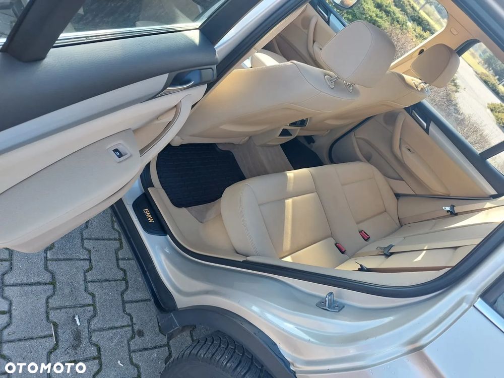 BMW X3 xDrive20i - 11