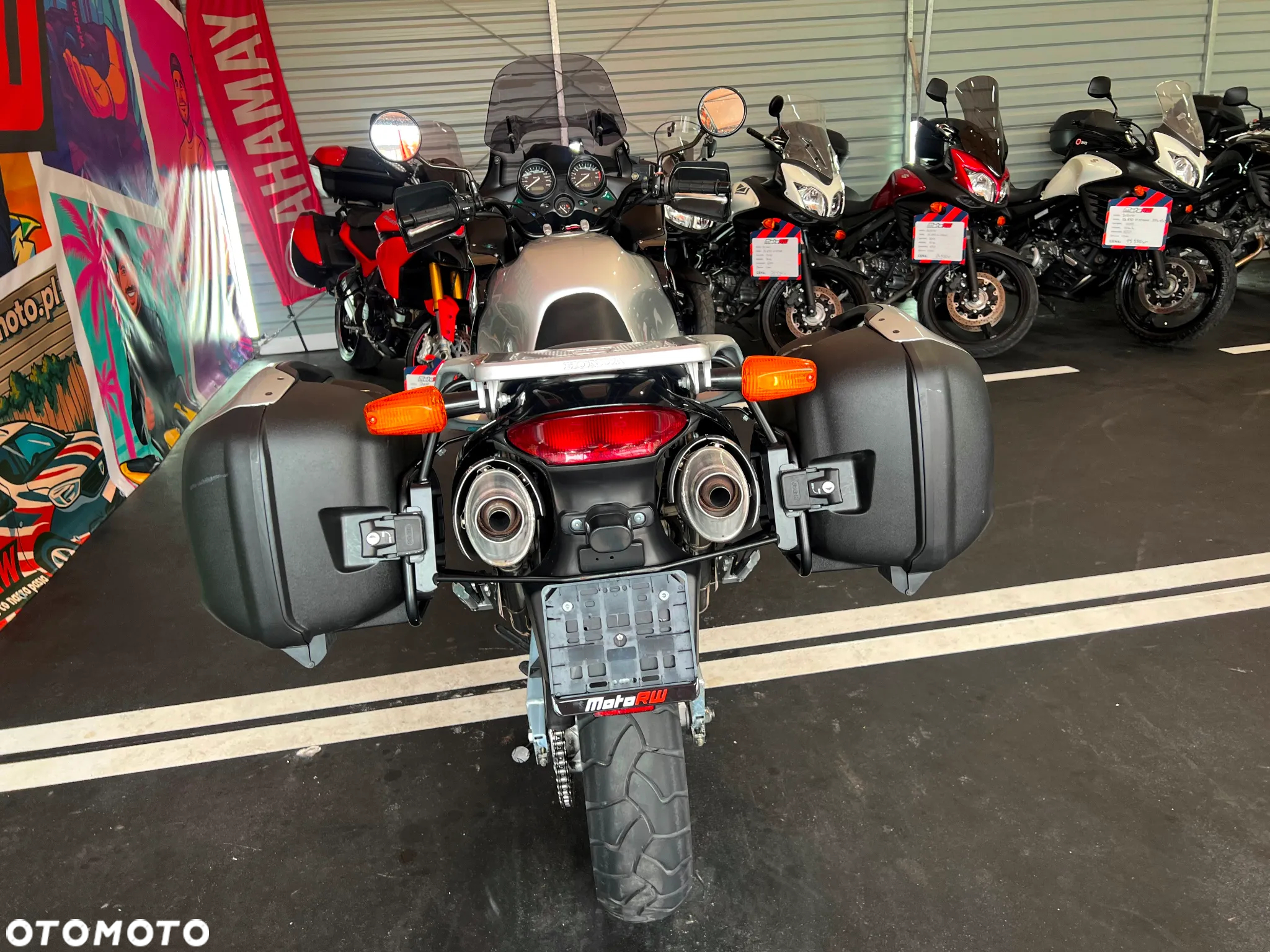Honda XL - 6