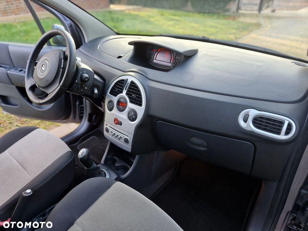 Renault Modus 1.6 16V ESP Dynamique - 21