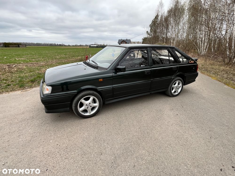 Polonez Caro - 1