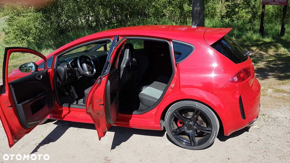 Seat Leon 2.0 TSI Cupra R - 2
