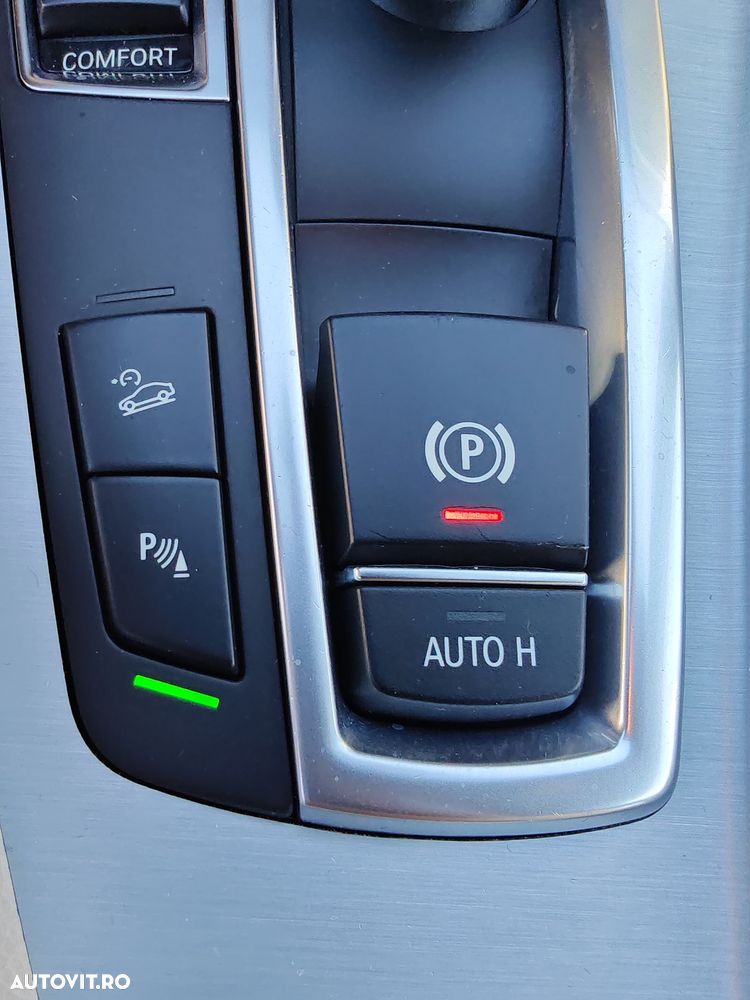 BMW Seria 5 520d xDrive Aut. Modern Line - 17