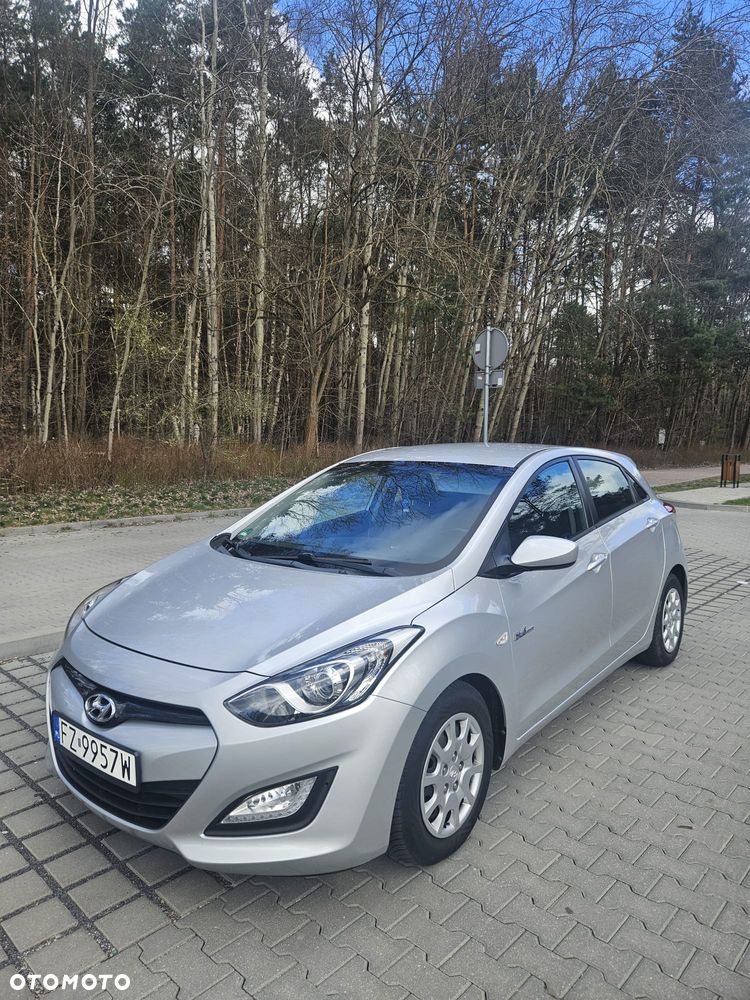 Hyundai i30 blue 1.6 GDI Style - 1