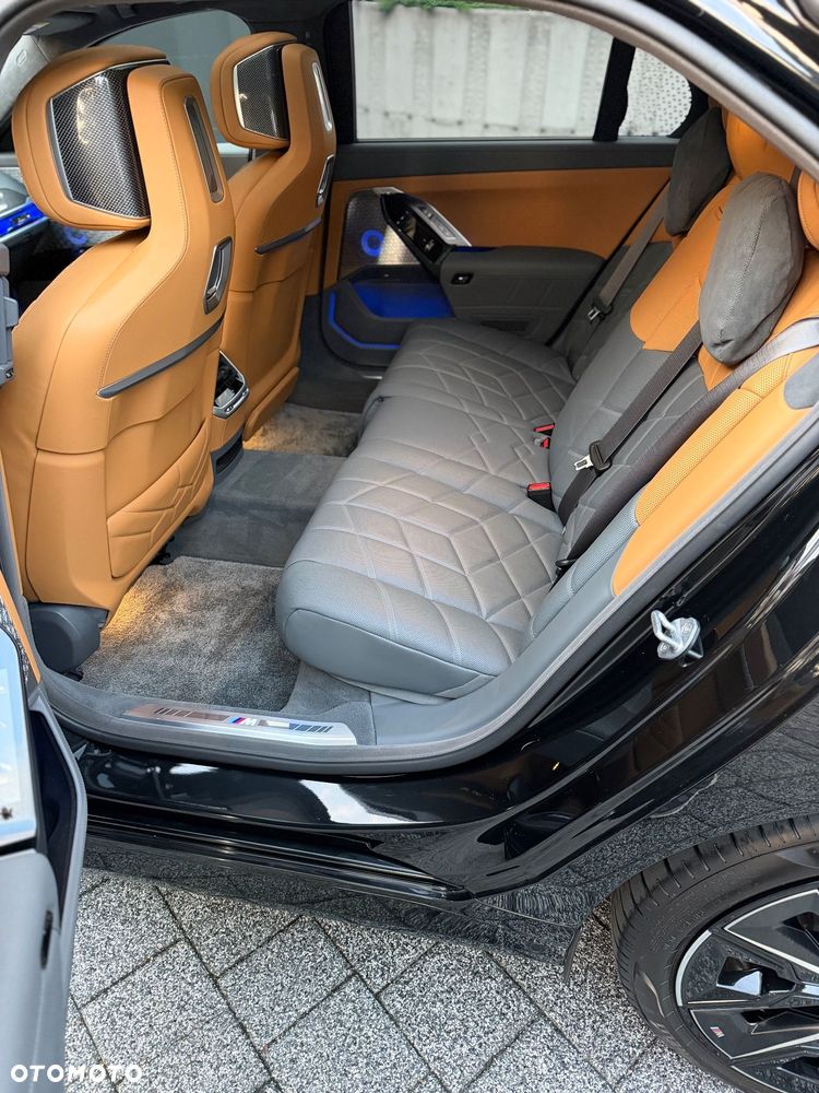 BMW Seria 7 - 15